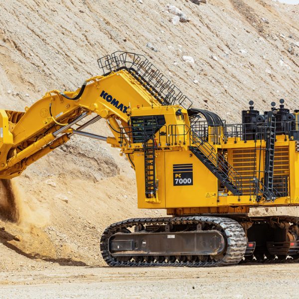 Komatsu to demo excavator teleoperation at MINExpo - North American ...