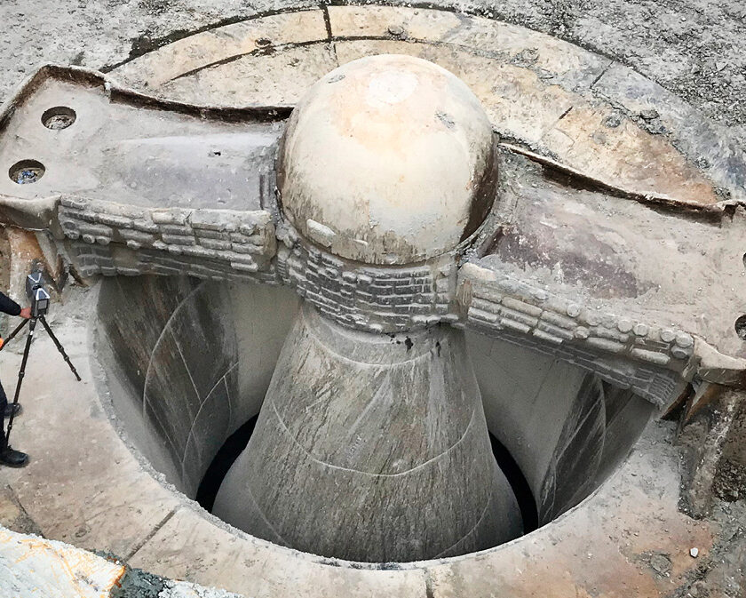Gyratory crusher onsite inspection. Photo: FLS