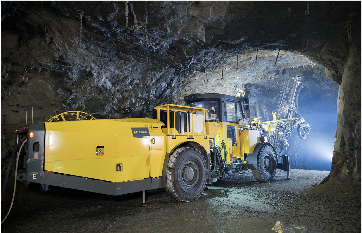 Removing people from under or near unsupported ground is a key advantage of pumpable resins, improving operational safety. Not pictured: Epiroc Boltec E10 with pumpable resin option.