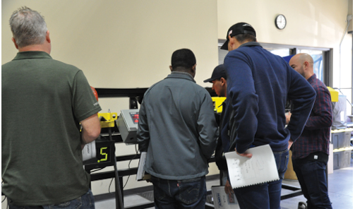 Tecweigh offers mutliple trianing classes annually
at its headquarters of􀏔ice.